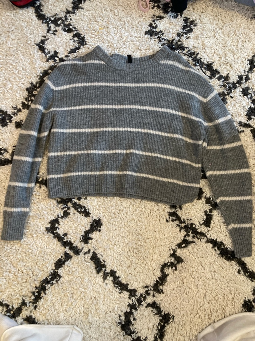 H&M Gray and White Striped Cropped Crewneck Sweater